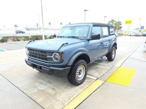 Used 2023 Ford Bronco Base image 9