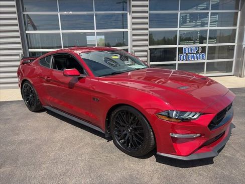 Used 2020 Ford Mustang GT Premium w/ GT Performance Package RWD image 4