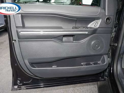 Used 2024 Ford Expedition Max XLT RWD image 13