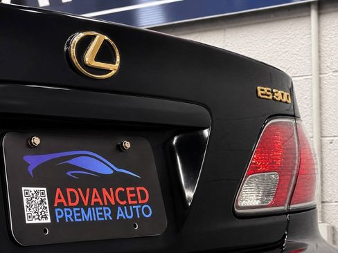 Used 2003 Lexus ES 330 FWD image 17