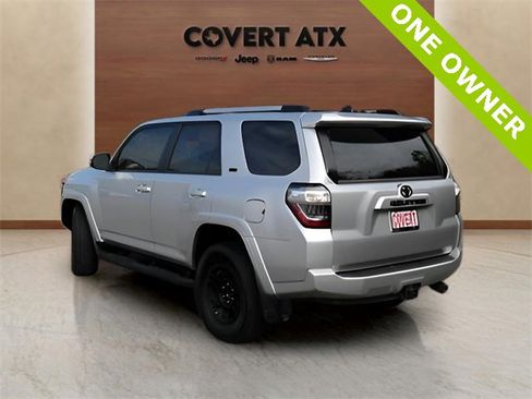 Used 2023 Toyota 4Runner SR5 Premium image 3