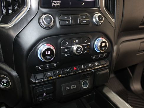 Used 2020 GMC Sierra 1500 AT4 w/ AT4 Premium Package AWD/4WD image 51