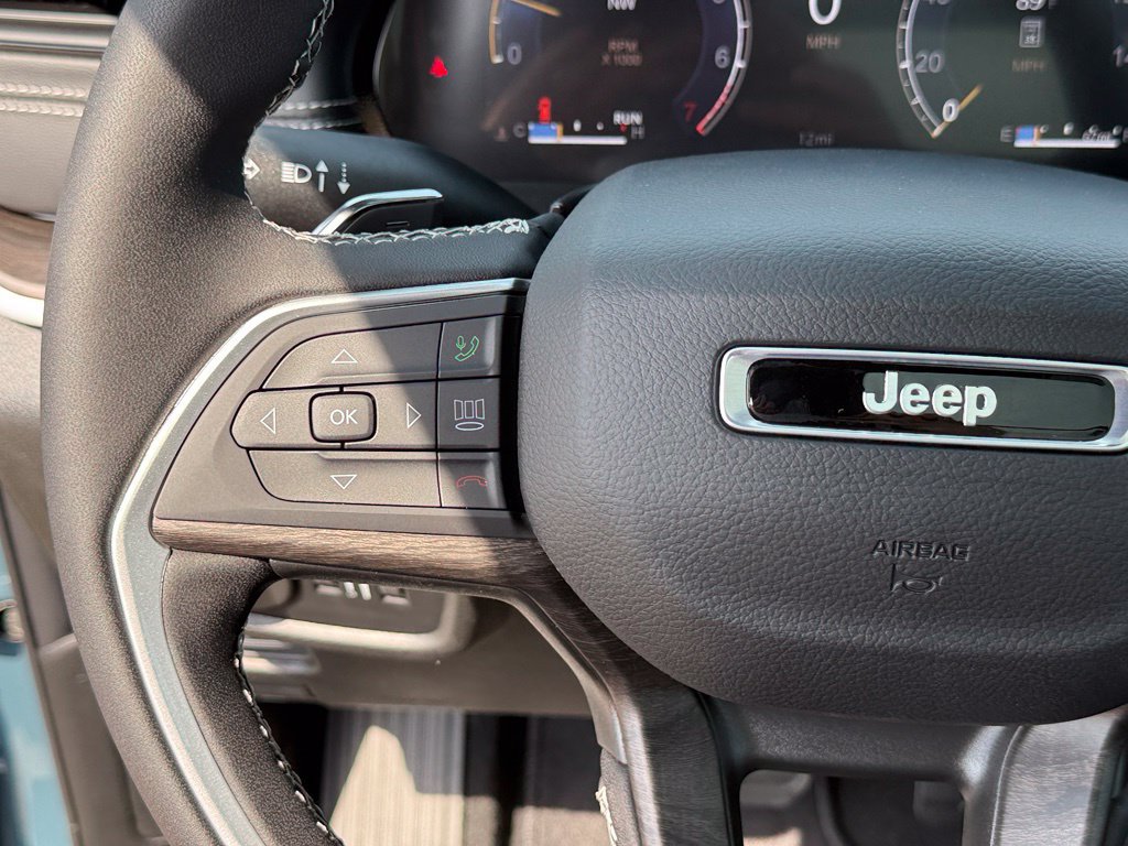 New 2027 Jeep Grand Cherokee Limited AWD/4WD image 14