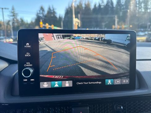 Used 2025 Honda CR-V Sport Touring image 23