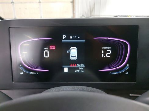 Used 2025 Kia Sportage LX image 18