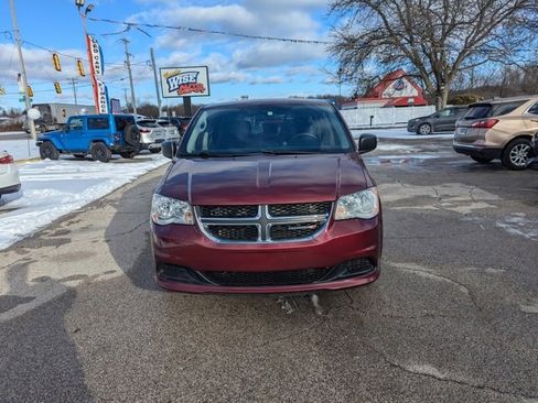 Used 2018 Dodge Grand Caravan SE image 8