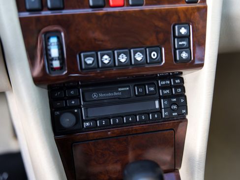 Used 1994 Mercedes-Benz E 320 E320 image 26