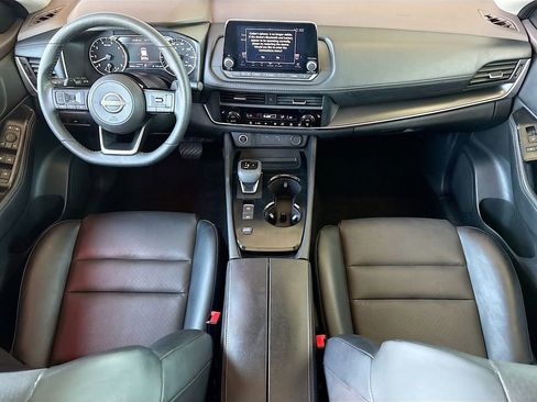 Used 2023 Nissan Rogue SV w/ SV Premium B Package FWD image 13