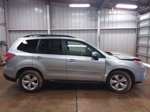 Used 2015 Subaru Forester 2.5i Premium image 3