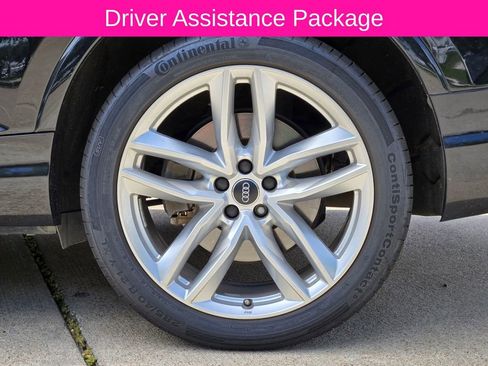 Used 2017 Audi Q7 3.0T Prestige w/ Prestige Package AWD/4WD image 12