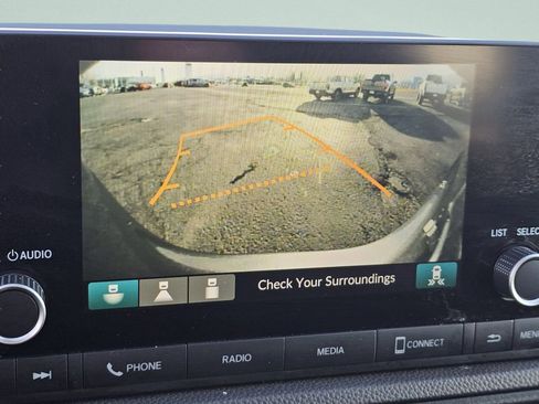 Used 2024 Honda CR-V EX image 9