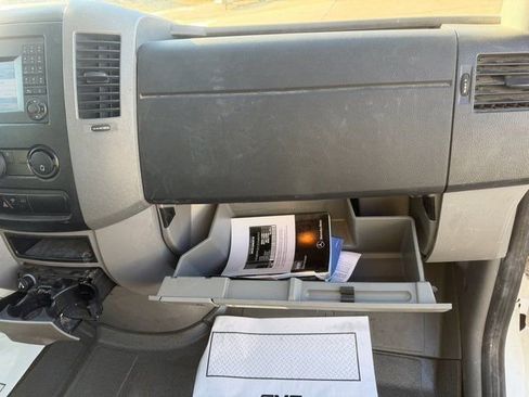 Used 2016 Freightliner Sprinter 3500 image 29