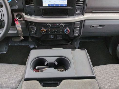 Certified 2025 Ford F250 XLT image 22