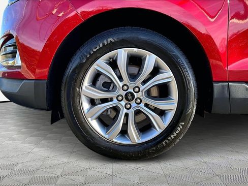 Used 2024 Ford Edge Titanium image 21