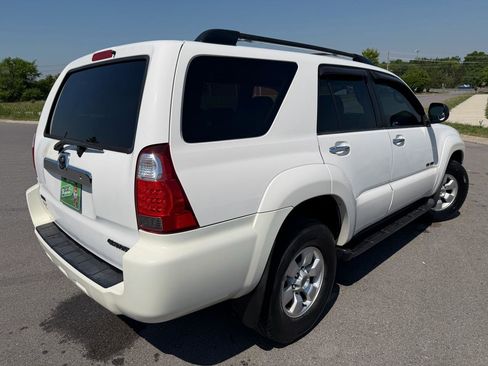 Used 2007 Toyota 4Runner SR5 image 5