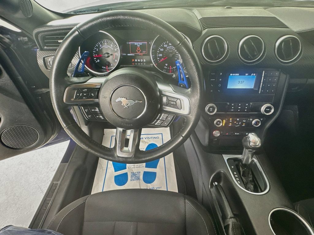 Used 2020 Ford Mustang Coupe RWD image 12