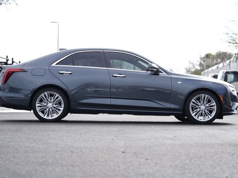 Used 2022 Cadillac CT4 Premium Luxury image 7