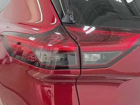 Used 2021 Nissan Rogue SL w/ Premium Package AWD/4WD image 31