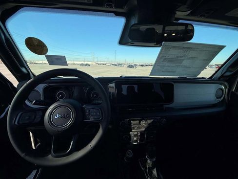 New 2026 Jeep Gladiator Sport image 25