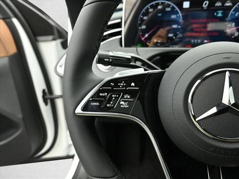 Certified 2026 Mercedes-Benz E 350 4MATIC Sedan image 14