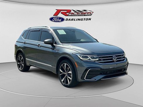 Used 2024 Volkswagen Tiguan SEL R-Line AWD/4WD image 7