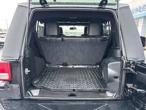 Used 2013 Jeep Wrangler Unlimited Rubicon w/ Dual Top Group image 26