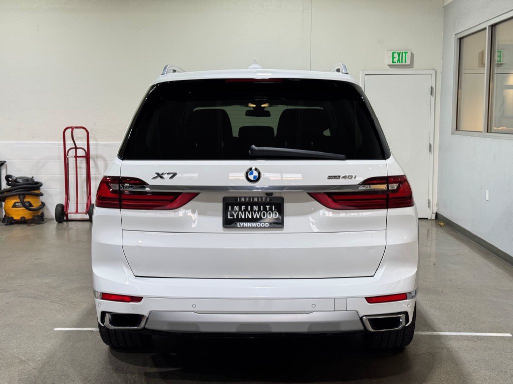 Used 2021 BMW X7 xDrive40i w/ Premium Package AWD/4WD image 5