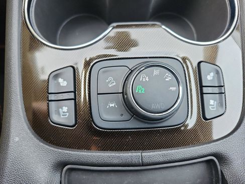 Certified 2023 GMC Acadia AT4 w/ Technology Package image 21