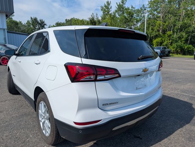 Used 2024 Chevrolet Equinox LT AWD/4WD image 7
