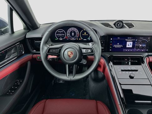 New 2026 Porsche Panamera RWD image 25