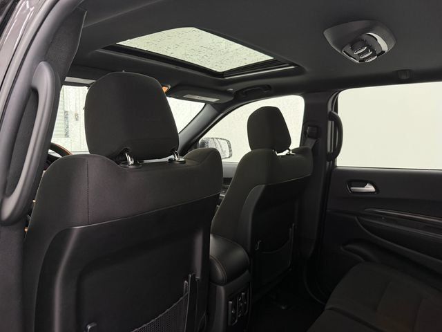 Used 2023 Dodge Durango SXT w/ SXT Blacktop Group RWD image 29