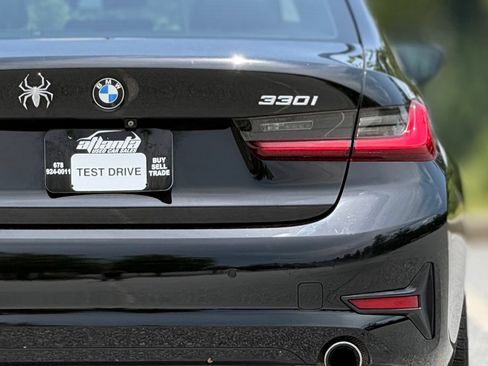 Used 2019 BMW 330i xDrive Sedan w/ Driving Assistance Package AWD/4WD image 17