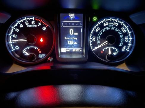 Certified 2022 Toyota Tacoma TRD Sport image 17