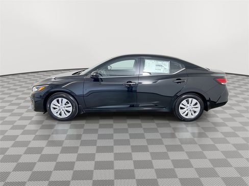 New 2025 Nissan Sentra S image 5