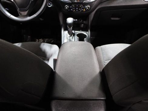 Used 2024 Chevrolet Equinox LT image 30