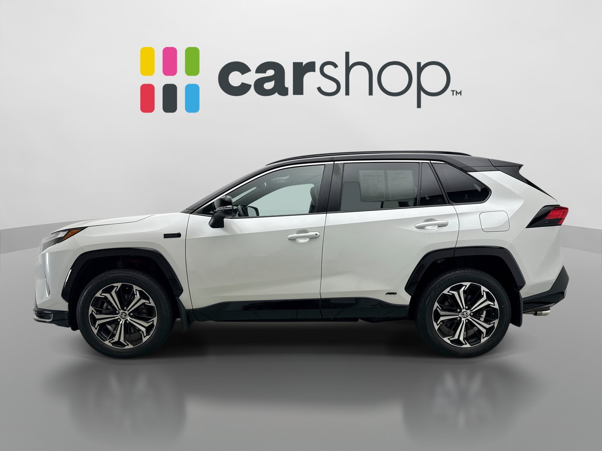 Used 2024 Toyota RAV4 XSE w/ Weather Package AWD/4WD image 2