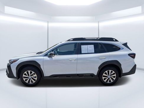 Certified 2025 Subaru Outback Premium AWD/4WD image 6