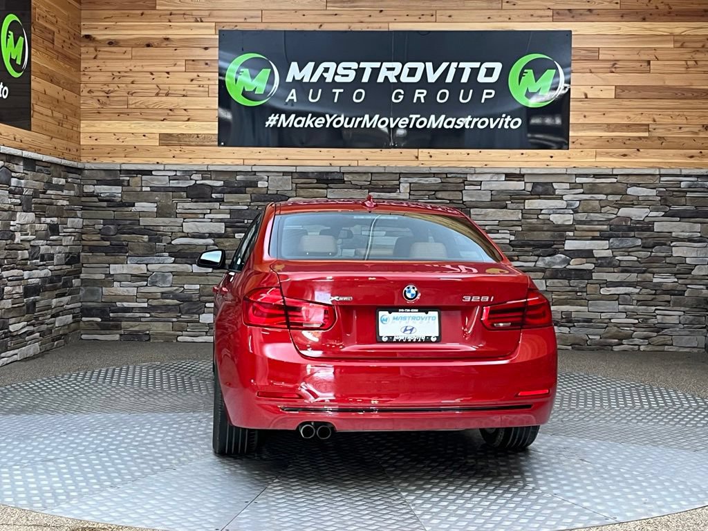 Used 2016 BMW 328i xDrive Sedan AWD/4WD image 19