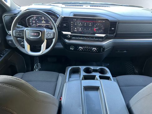 Used 2024 GMC Sierra 1500 Elevation AWD/4WD image 10