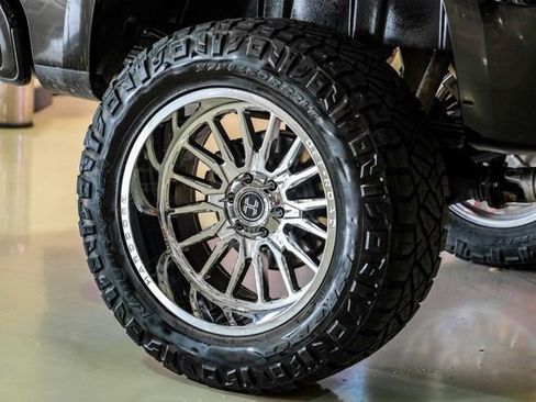 Used 2024 Chevrolet Silverado 1500 RST w/ Z71 Off-Road Package AWD/4WD image 47