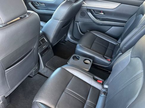 Used 2025 MAZDA CX-90 3.3 Turbo w/ Preferred Package image 5