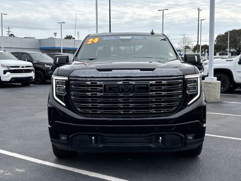 Used 2024 GMC Sierra 1500 Denali Ultimate image 3