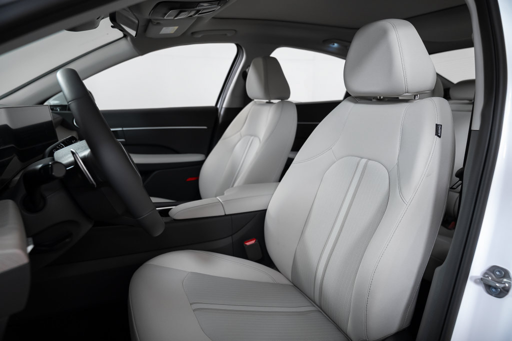 New 2026 Hyundai Sonata SEL FWD image 19
