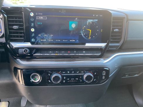 Used 2022 Chevrolet Silverado 1500 LT w/ Protection Package image 20