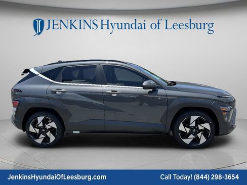 New 2026 Hyundai Kona Limited FWD image 3