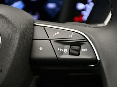 Used 2025 Audi Q3 2.0T Premium Plus w/ Premium Plus Package image 25