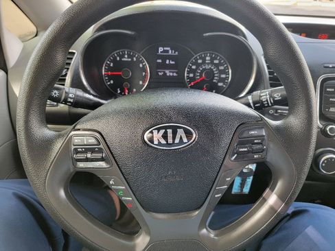 Used 2018 Kia Forte LX image 22