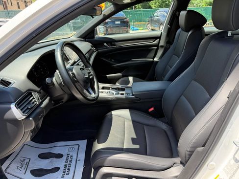 Used 2022 Honda Accord Sport image 13
