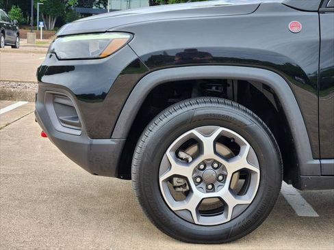 Certified 2022 Jeep Compass Trailhawk w/ Trailhawk Elite Group AWD/4WD image 8