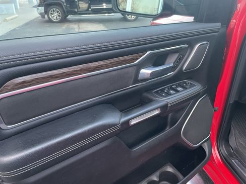 Used 2019 RAM 1500 Laramie image 11